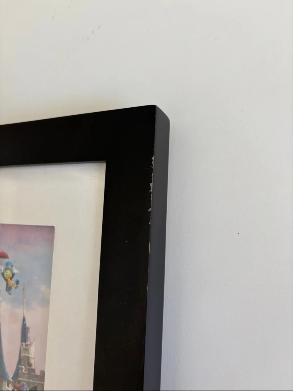 Disney Cinderella Castle lithograph print that includes four‎ collectible pins